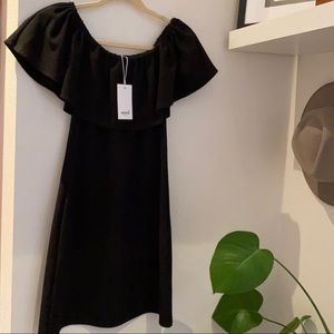 Ribbed little black dress